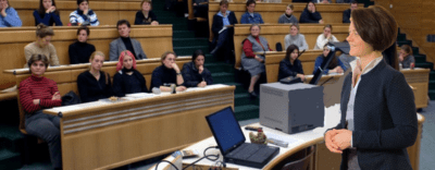 Vortrag von Rechtsanwältin und Pferderechts-Expertin Nina Ollinger an der VetMedUni Wien